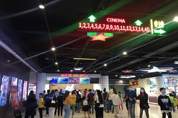 “Bố già” khuấy động phòng vé mùa dịch - Anh 4