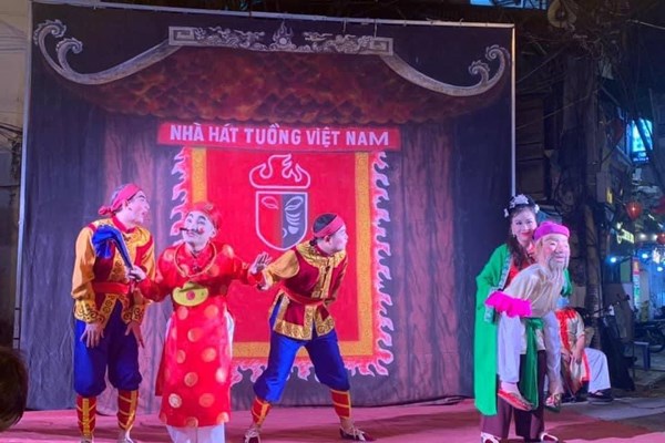 Nghệ thuật bền bỉ đi qua “mùa dịch” - Anh 6