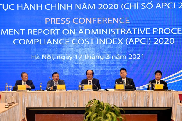 Cải cách hành chính để loại bỏ chi phí không chính thức - Anh 1