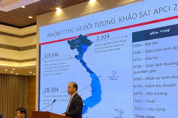 Cải cách hành chính để loại bỏ chi phí không chính thức - Anh 2