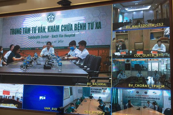 Hội chẩn 3 bệnh nhân mắc Covid-19 nặng - Anh 1