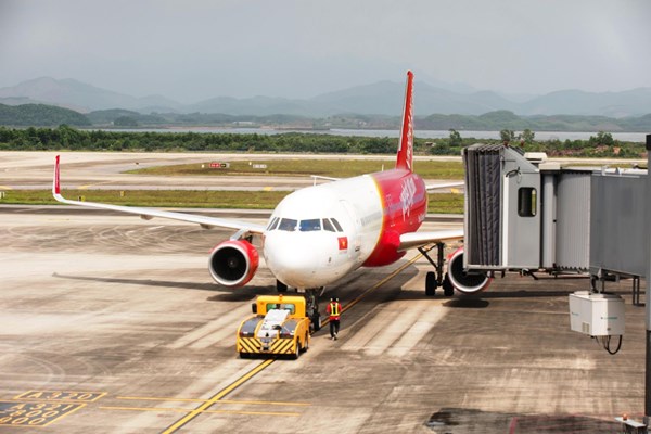 Tặng voucher 100.000 đồng cho mỗi vé bay cùng Vietjet - Anh 5
