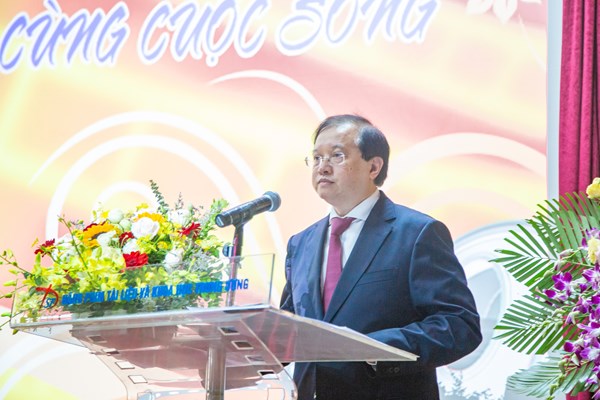 Điện ảnh Tài liệu Khoa học Việt Nam luôn đồng hành cùng lịch sử dân tộc - Anh 3