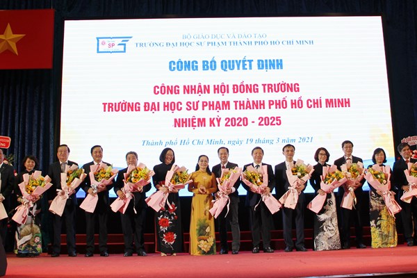 Khai thác giá trị nhân văn trong sứ mệnh giáo dục, đào tạo - Anh 1
