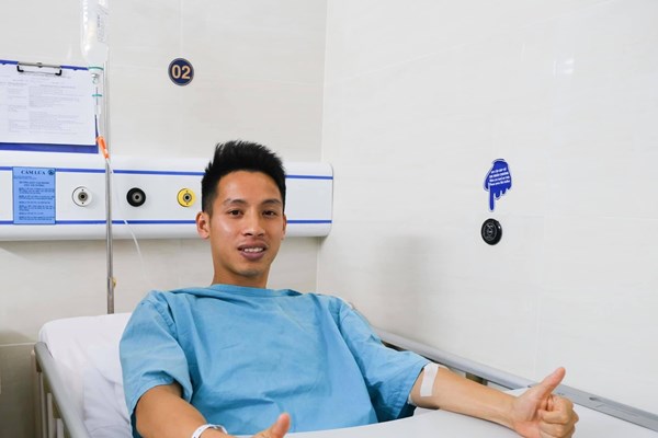 Tiền vệ Đỗ Hùng Dũng bị chấn thương nặng, nghỉ thi đấu dài hạn - Anh 2