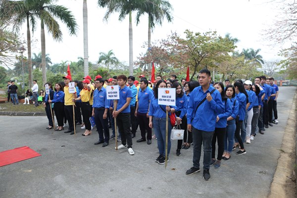 Kỷ niệm 90 năm Ngày thành lập Đoàn TNCS Hồ Chí Minh: Phát động trồng cây “Đời đời nhớ ơn Bác Hồ” - Anh 7