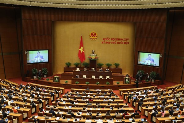 Bộ GD&ĐT cần làm rõ việc cho học sinh sử dụng điện thoại trong lớp học - Anh 2