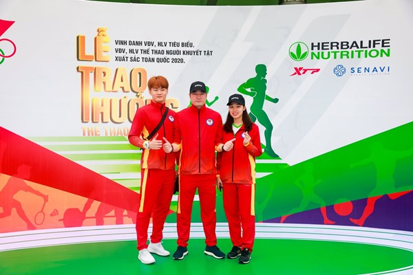 SENAVI trao thưởng cho các HLV, VĐV xuất sắc - Anh 3