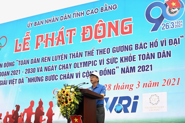 Cao Bằng: 2.000 người tham gia Ngày chạy Olympic vì sức khoẻ toàn dân - Anh 2