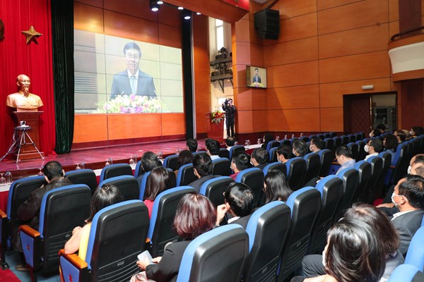 Thủ tướng: Thực sự coi trọng phát triển văn hóa, xã hội và con người tương xứng với phát triển kinh tế - Anh 5