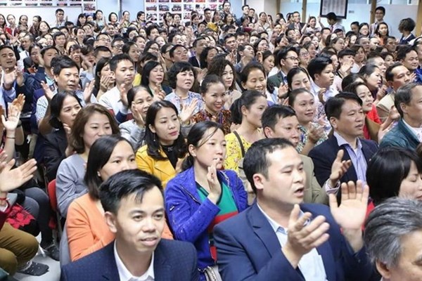 Hà Nội yêu cầu làm rõ hoạt động mê tín dị đoan của CLB tình người - Anh 1