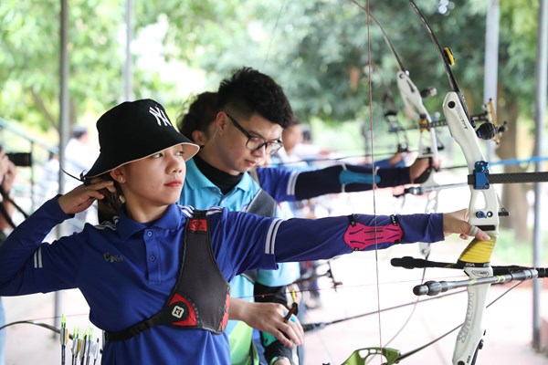 Ngày mai, bắt đầu tiêm vắcxin Covid-19 cho các VĐV tranh vé dự Olympic - Anh 1