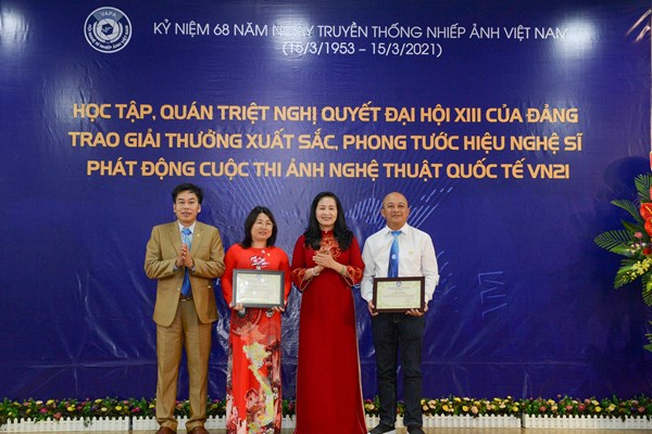Trao 34 giải thưởng cho tác phẩm nhiếp ảnh xuất sắc - Anh 2