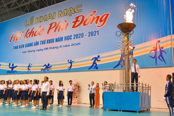 Kiên Giang khai mạc Hội khỏe Phù Đổng - Anh 1