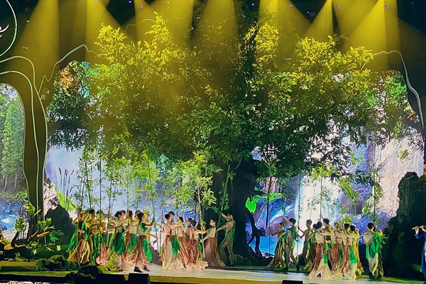 Nghệ thuật “lên tiếng” bảo vệ môi trường - Anh 1