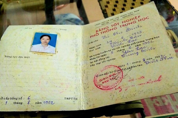 Trường Tiểu học Phước Long 2 (Khánh Hòa): Nghi vấn một giáo viên sử dụng bằng giả - Anh 2