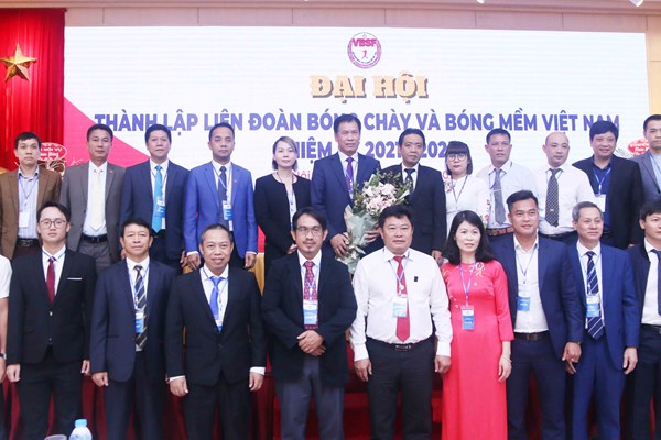 Ông Trần Đức Phấn làm Chủ tịch Liên đoàn Bóng chày và Bóng mềm Việt Nam - Anh 3