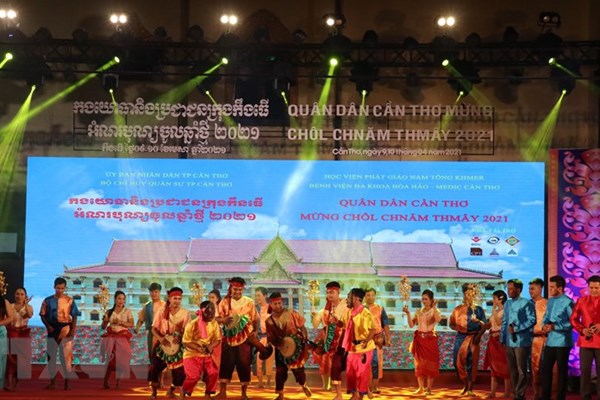 Rộn ràng Tết quân dân mừng Chol Chnam Thmay năm 2021 tại Cần Thơ - Anh 1