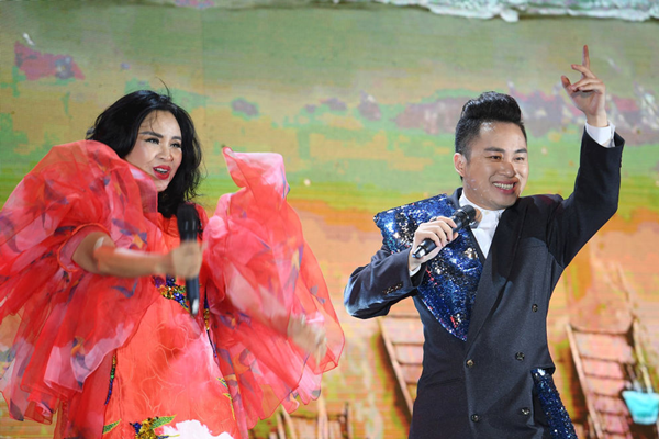 Rực rỡ lễ hội hoa Sầm Sơn - Anh 4