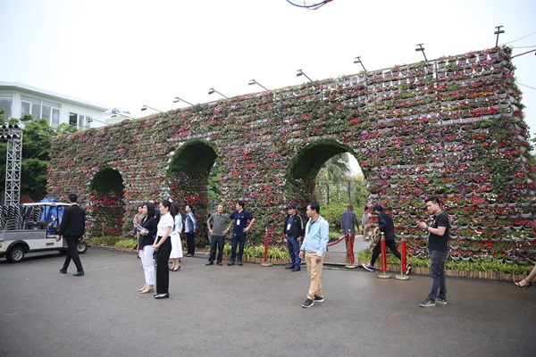 Rực rỡ lễ hội hoa Sầm Sơn - Anh 6