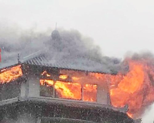 TP. HCM: Cháy khách sạn tiêu chuẩn 3 sao - Anh 1