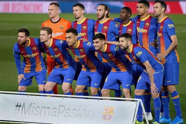 Barcelona đứng đầu các CLB có giá trị cao nhất thế giới - Anh 1