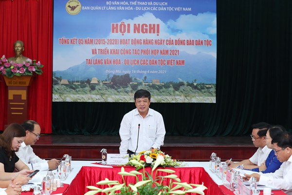Bo truong Nguyen Van Hung:  Nhan len niem tin va suc manh o “Ngoi nha chung” - Anh 5
