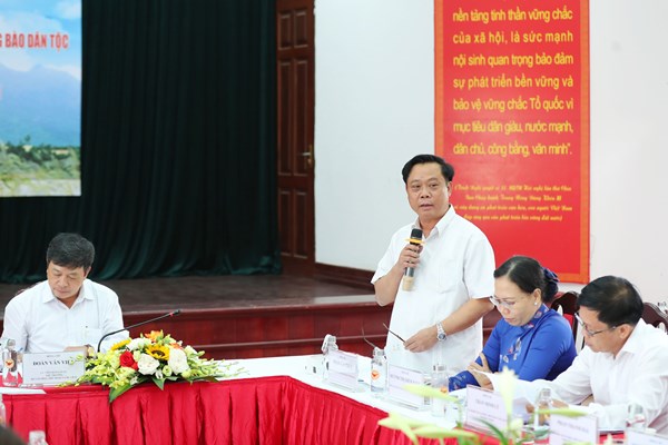 Bo truong Nguyen Van Hung:  Nhan len niem tin va suc manh o “Ngoi nha chung” - Anh 6