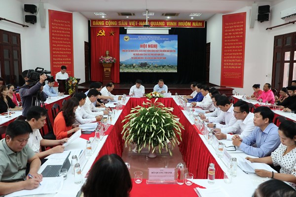 Bo truong Nguyen Van Hung:  Nhan len niem tin va suc manh o “Ngoi nha chung” - Anh 2