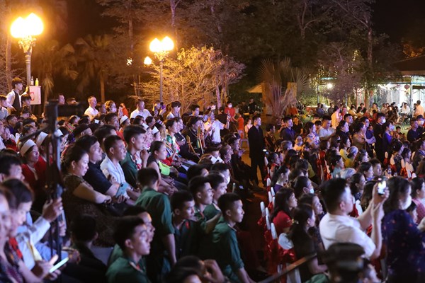 Chương trình nghệ thuật “Văn hóa các dân tộc – Hội tụ và phát triển”: Bản hòa ca của 54 dân tộc dưới 