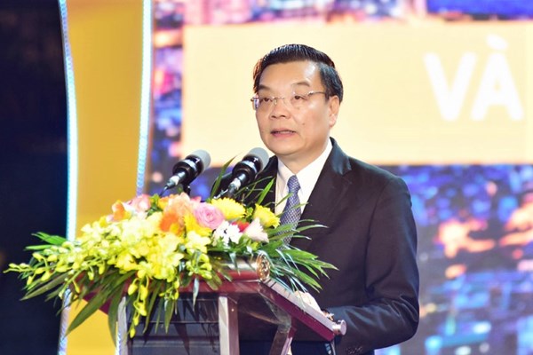 Lễ hội Du lịch và văn hóa ẩm thực Hà Nội 2021 thu hút hàng nghìn người trong đêm khai mạc - Anh 2