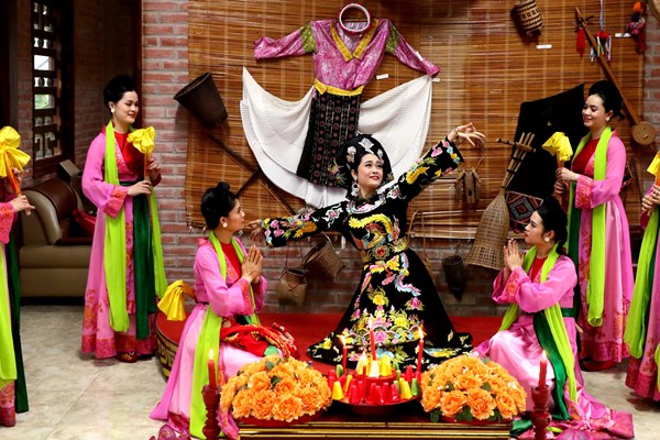 “Chiếu chèo Nam” quyến rũ ở Làng Văn hóa- Du lịch các dân tộc Việt  Nam - Anh 5