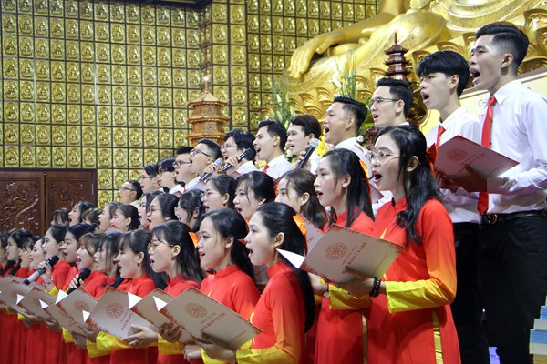 Ra mắt tuyển tập các nhạc khúc “Quê hương - Đạo pháp Việt Nam” - Anh 3