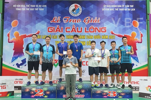 Bế mạc Giải cầu lông CLB các tỉnh, thành, ngành toàn quốc 2021 - Anh 1