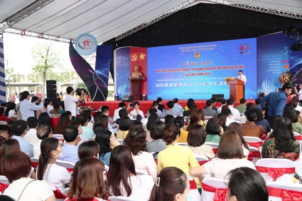 Ngành GD&ĐT Hà Nội hướng tới số hóa toàn diện - Anh 1