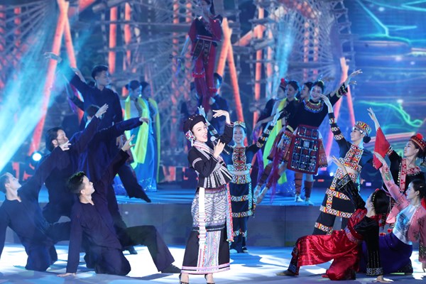 Ngày Văn hóa các dân tộc Việt Nam 2021: Lan tỏa hương sắc văn hóa các dân tộc - Anh 4