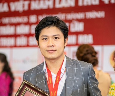 Nhạc sĩ trẻ sáng tác nhiều ca khúc thiếu nhi nhất Việt Nam - Anh 1