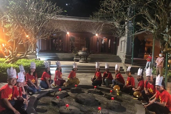 Thực trạng việc thực hiện nếp sống văn minh trong lễ hội hiện nay: Tăng mức xử phạt các hành vi vi phạm - Anh 2