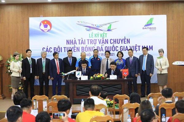 Công bố nhà tài trợ vận chuyển cho các đội tuyển bóng đá quốc gia - Anh 2