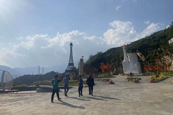 Về phiên bản tượng 