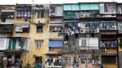 Hà Nội sẽ hoàn thiện Đề án về cải tạo, xây dựng lại các nhà chung cư cũ - Anh 1