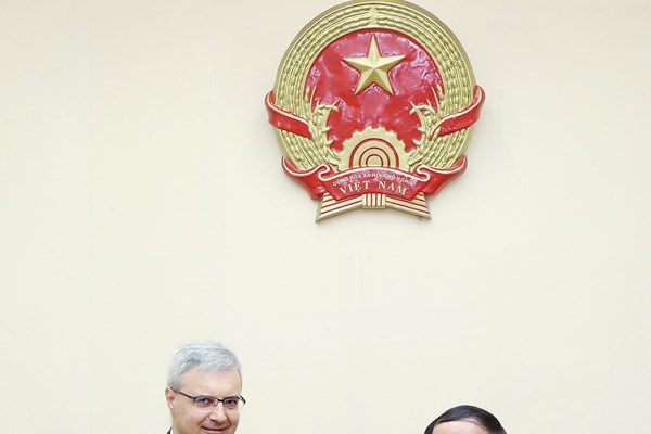 Tăng cường hợp tác văn hóa, thể thao, du lịch giữa Việt Nam và Pháp - Anh 4