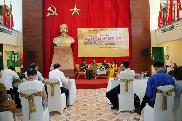 Đảng ủy khối cơ sở Bộ VHTTDL: “Gặp gỡ, giao lưu nhân chứng lịch sử” - Anh 4