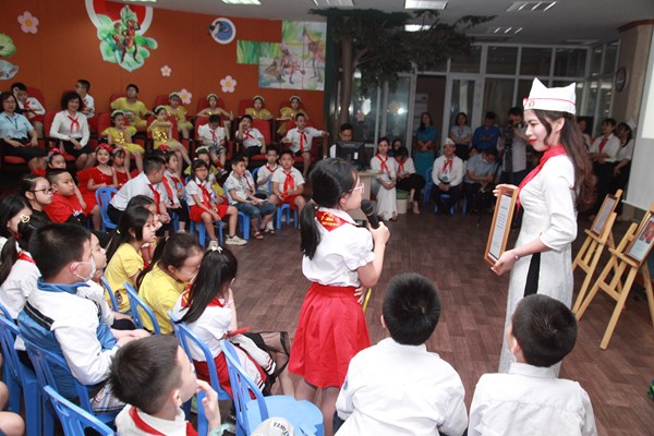 Sôi động chương trình giáo dục trải nghiệm tại Bảo tàng Hồ Chí Minh - Anh 4