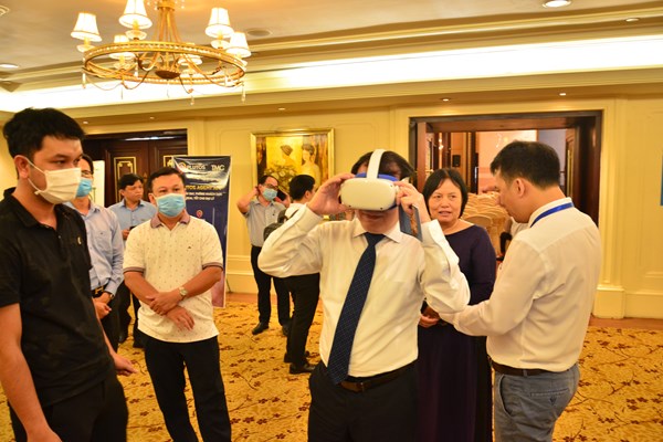 Đẩy mạnh chuyển đổi số trong du lịch Thừa Thiên Huế - Anh 1