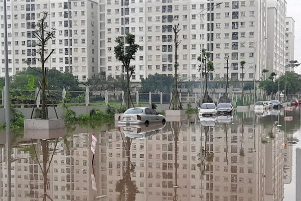 Có gì lạ khi Hà Nội hễ mưa là... ngập - Anh 1