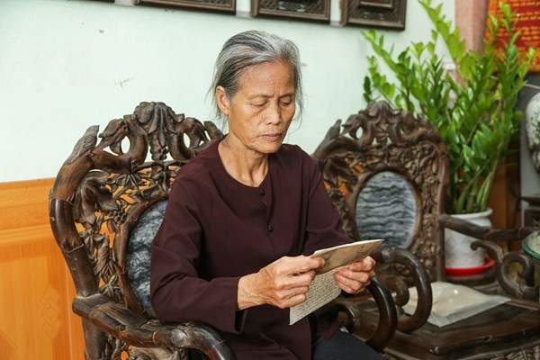 Vẫn chưa nguôi chờ đợi và hi vọng - Anh 1