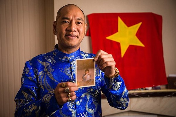 Tìm nhau sau ngày giải phóng - Anh 2