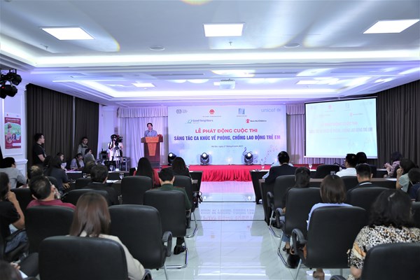 Sáng tác ca khúc về phòng, chống lao động trẻ em - Anh 2