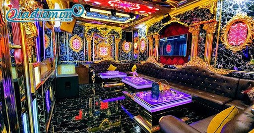 Bộ Y tế đề nghị dừng một số dịch vụ có nguy cơ cao lây lan dịch Covid-19 - Anh 1